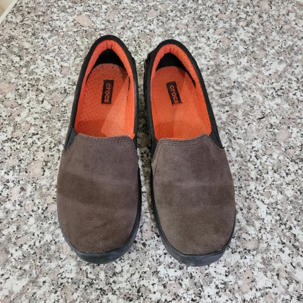 CROCS Women's Brown Suede Shoes - 8